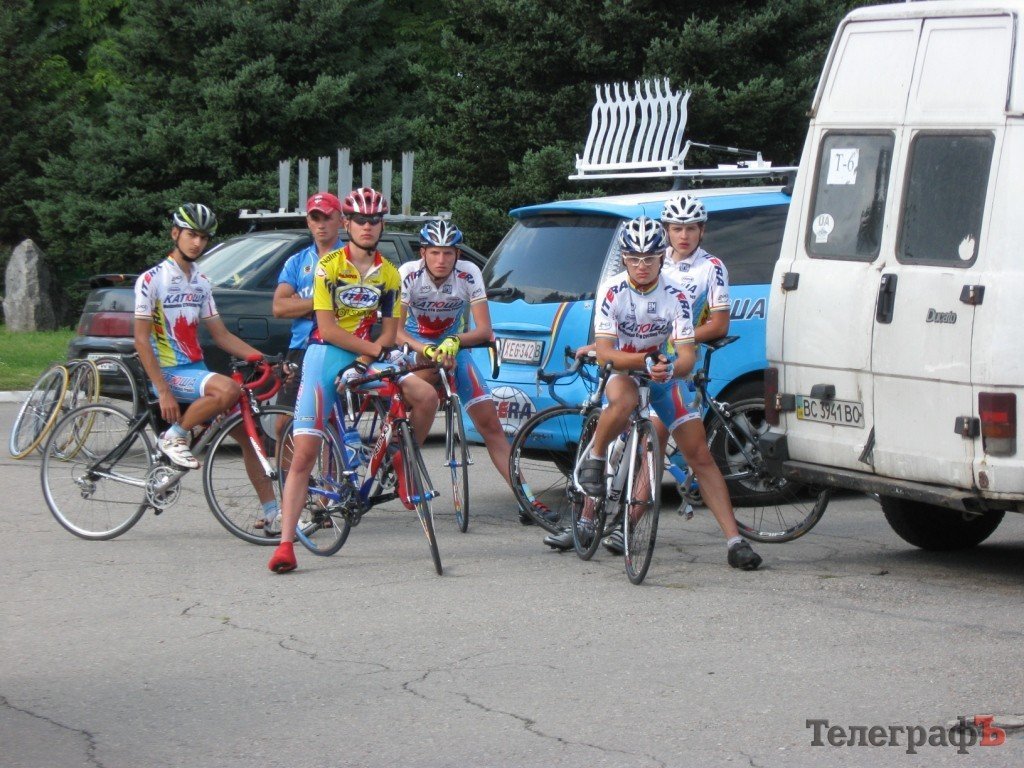 ВЕЛОСПОРТ. Чемпионат Украины среди юниоров. В Кременчуге прошла многодневная гонка. ВЕЛОСПОРТ. Чемпионат Украины среди юниоров. В Кременчуге прошла многодневная гонка.