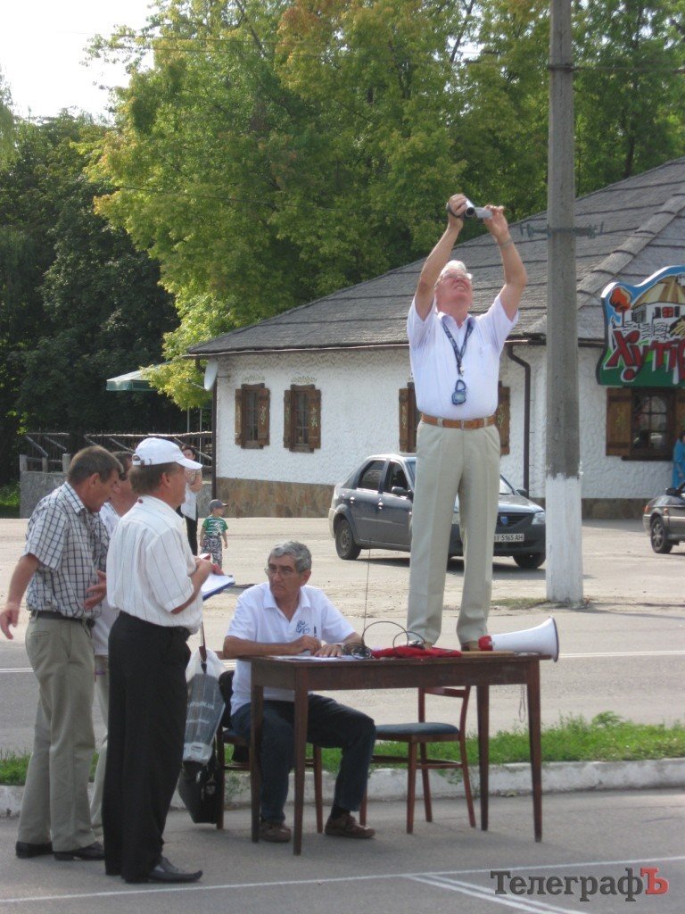 ВЕЛОСПОРТ. Чемпионат Украины среди юниоров. В Кременчуге прошла многодневная гонка. ВЕЛОСПОРТ. Чемпионат Украины среди юниоров. В Кременчуге прошла многодневная гонка.