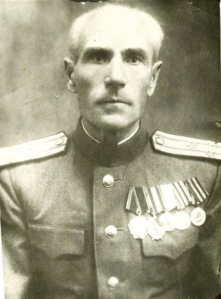 О бедном комдиве замолвите слово О бедном комдиве замолвите слово