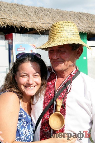 Сорочинская ярмарка - 2011 (ФОТОРЕПОРТАЖ) Сорочинская ярмарка - 2011 (ФОТОРЕПОРТАЖ)