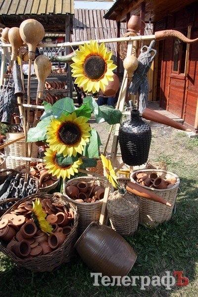 Сорочинская ярмарка - 2011 (ФОТОРЕПОРТАЖ) Сорочинская ярмарка - 2011 (ФОТОРЕПОРТАЖ)