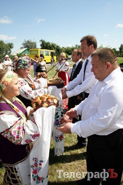 В Кременчугском районе газифицировали два села (ФОТО) В Кременчугском районе газифицировали два села (ФОТО)