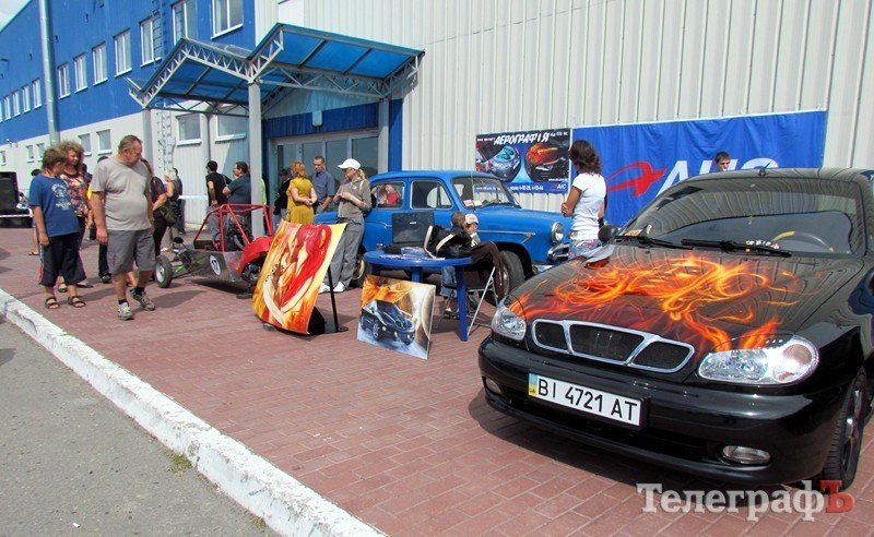 В Кременчуге возле "Простора" были гонки (ФОТОРЕПОРТАЖ) В Кременчуге возле "Простора" были гонки (ФОТОРЕПОРТАЖ)