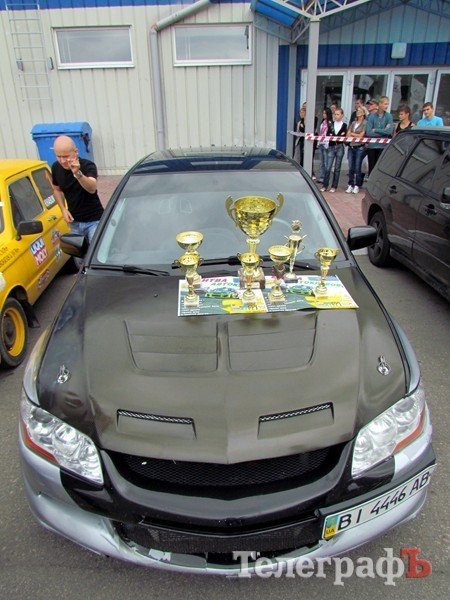 В Кременчуге возле "Простора" были гонки (ФОТОРЕПОРТАЖ) В Кременчуге возле "Простора" были гонки (ФОТОРЕПОРТАЖ)