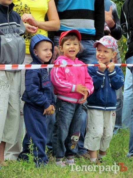 В Кременчуге возле "Простора" были гонки (ФОТОРЕПОРТАЖ) В Кременчуге возле "Простора" были гонки (ФОТОРЕПОРТАЖ)
