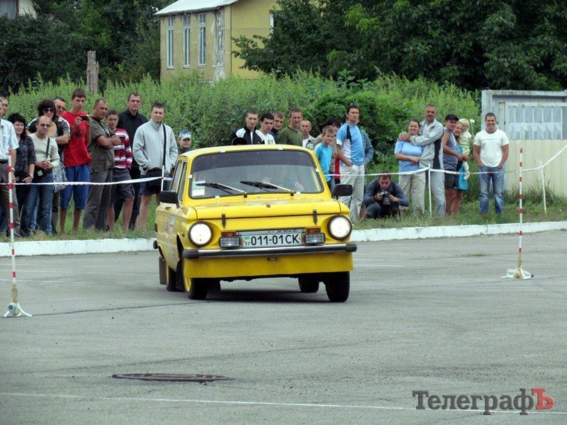 В Кременчуге возле "Простора" были гонки (ФОТОРЕПОРТАЖ) В Кременчуге возле "Простора" были гонки (ФОТОРЕПОРТАЖ)