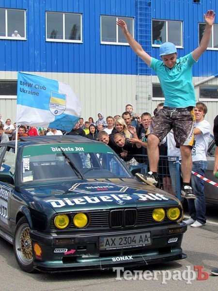 В Кременчуге возле "Простора" были гонки (ФОТОРЕПОРТАЖ) В Кременчуге возле "Простора" были гонки (ФОТОРЕПОРТАЖ)