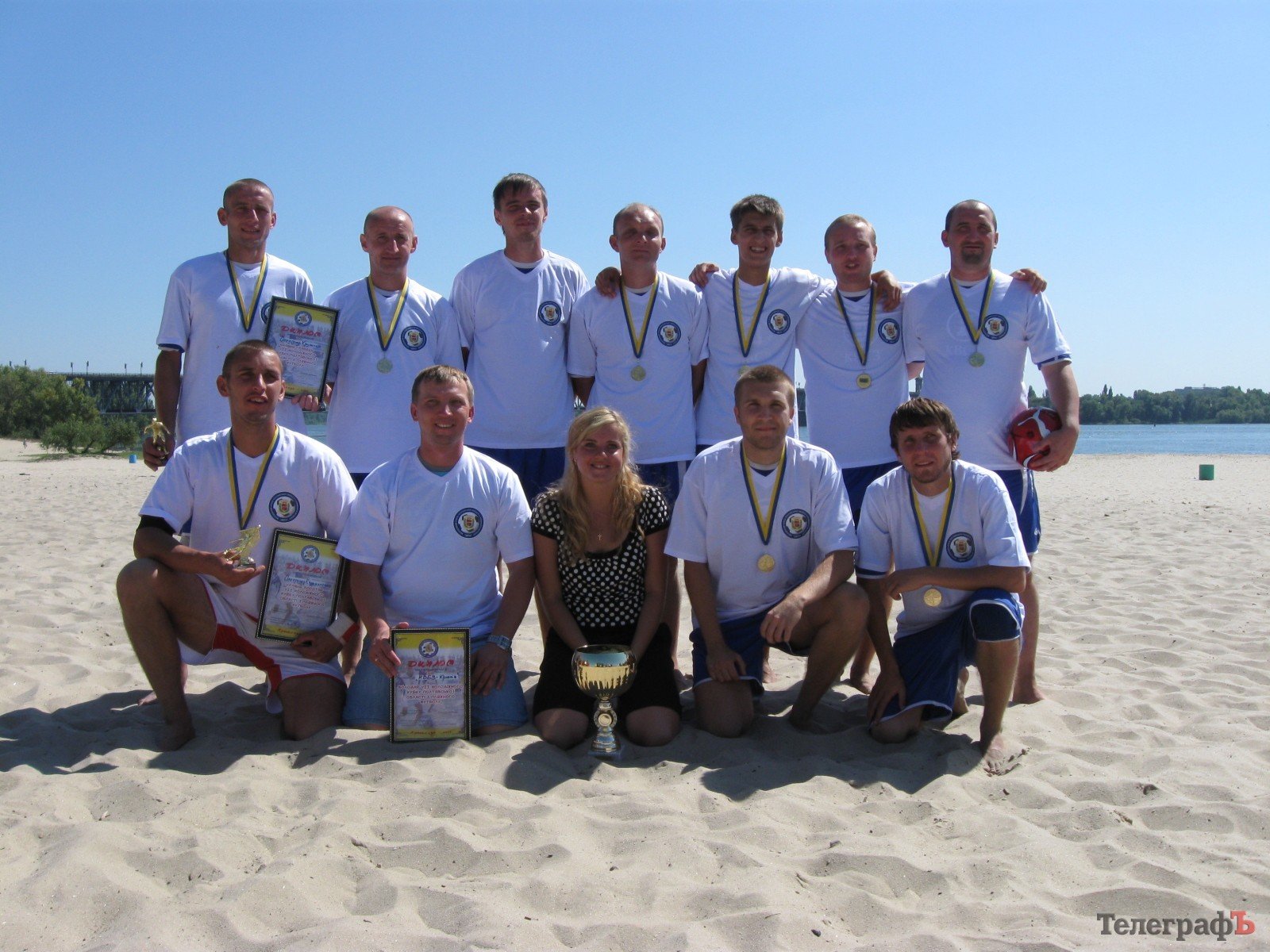 ПЛЯЖНЫЙ ФУТБОЛ. Команда КВСЗ стала победителем 7-го молодёжного кубка Полтавской области. ПЛЯЖНЫЙ ФУТБОЛ. Команда КВСЗ стала победителем 7-го молодёжного кубка Полтавской области.
