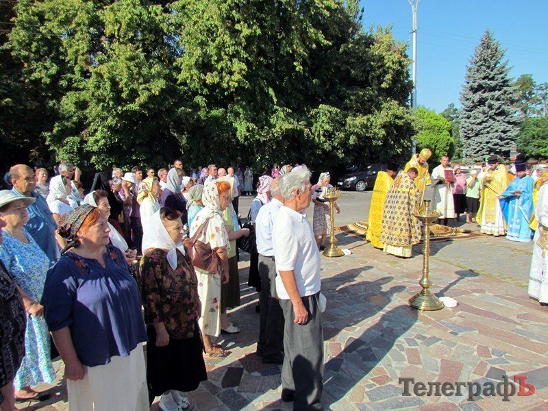 В Кременчуге праздник Успения отметили и верующие УПЦ Киевского патриархата (ФОТО) В Кременчуге праздник Успения отметили и верующие УПЦ Киевского патриархата (ФОТО)