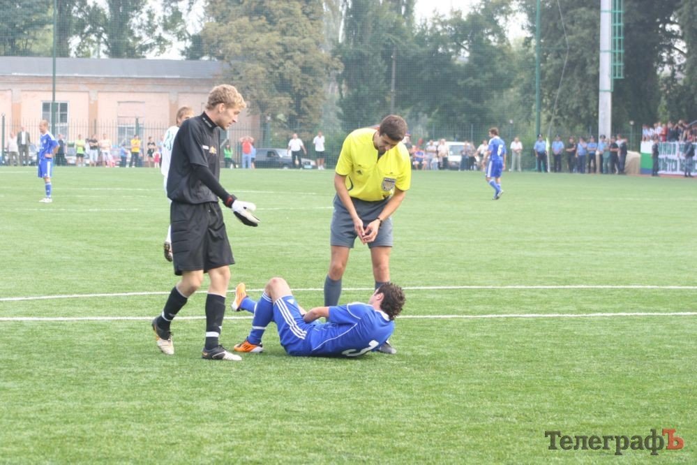 ФУТБОЛ. Чемпионат Украины. 2 лига. Полтавская битва на кременчугской земле. ФУТБОЛ. Чемпионат Украины. 2 лига. Полтавская битва на кременчугской земле.