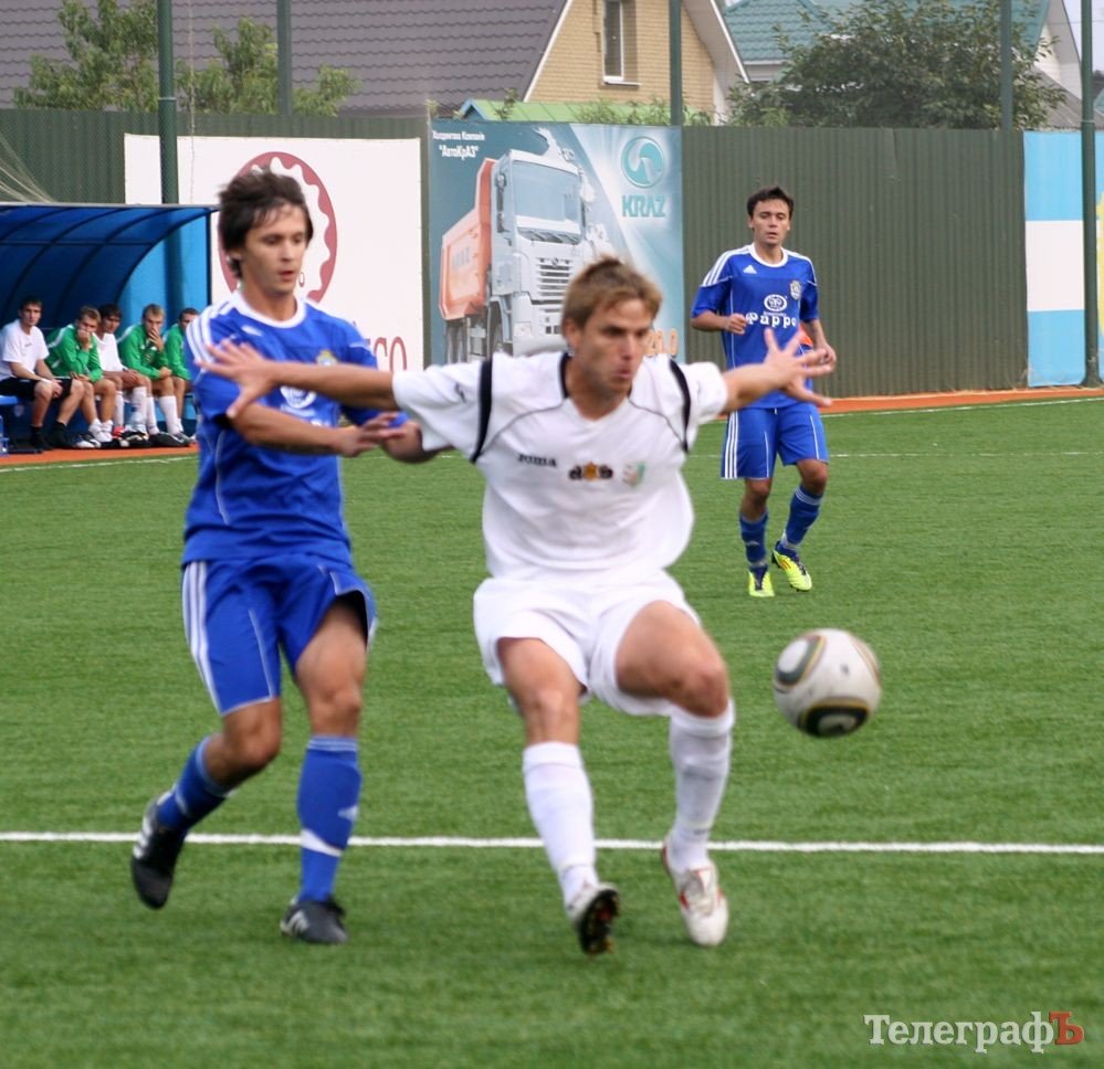 ФУТБОЛ. Чемпионат Украины. 2 лига. Полтавская битва на кременчугской земле. ФУТБОЛ. Чемпионат Украины. 2 лига. Полтавская битва на кременчугской земле.