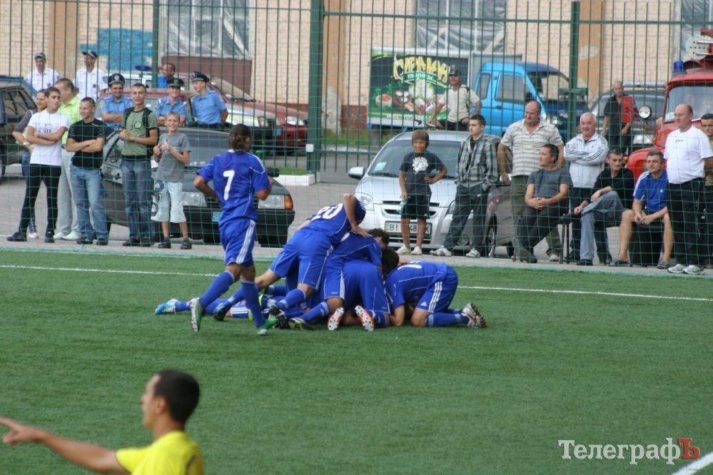 ФУТБОЛ. Чемпионат Украины. 2 лига. Полтавская битва на кременчугской земле. ФУТБОЛ. Чемпионат Украины. 2 лига. Полтавская битва на кременчугской земле.
