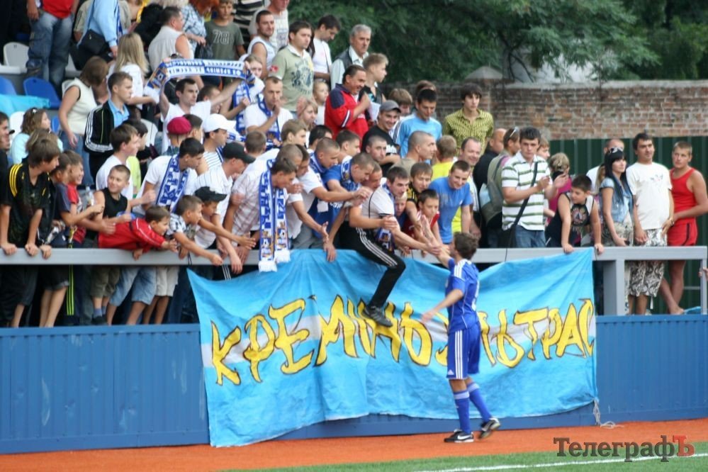 ФУТБОЛ. Чемпионат Украины. 2 лига. Полтавская битва на кременчугской земле. ФУТБОЛ. Чемпионат Украины. 2 лига. Полтавская битва на кременчугской земле.