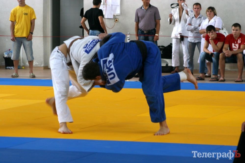 ДЗЮДО. В Кременчуге состоялся 31-й турнир по дзюдо на призы почётного гражданина города, лётчика-космонавта Алексея Леонова. ДЗЮДО. В Кременчуге состоялся 31-й турнир по дзюдо на призы почётного гражданина города, лётчика-космонавта Алексея Леонова.