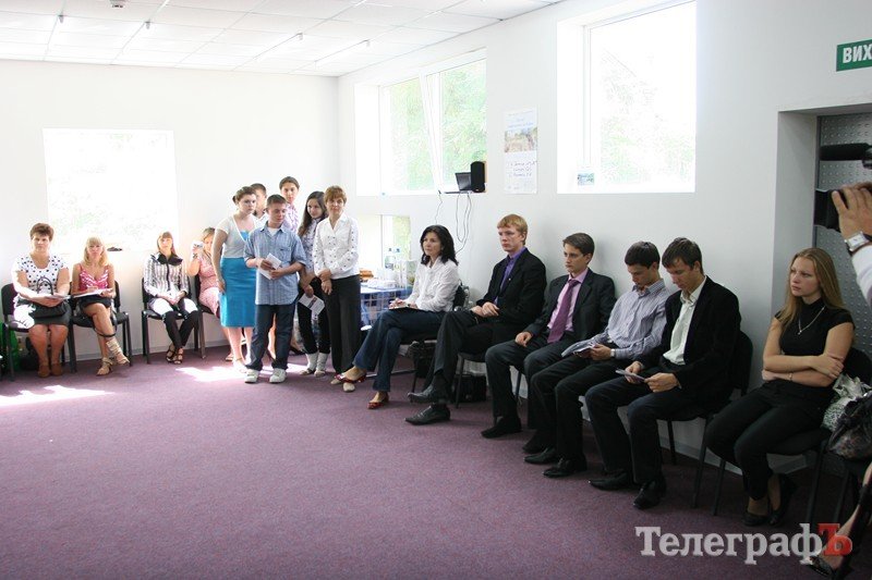 В Кременчуге открылась фотоэкспозиция, подгоготовленная в рамках проекта «Все ще повертаючись до Криму» В Кременчуге открылась фотоэкспозиция, подгоготовленная в рамках проекта «Все ще повертаючись до Криму»