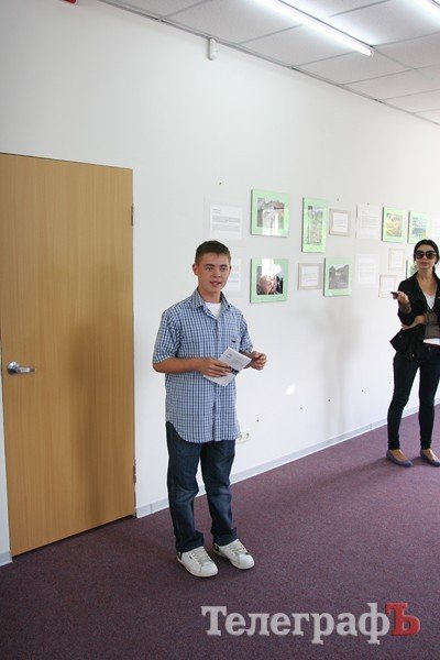 В Кременчуге открылась фотоэкспозиция, подгоготовленная в рамках проекта «Все ще повертаючись до Криму» В Кременчуге открылась фотоэкспозиция, подгоготовленная в рамках проекта «Все ще повертаючись до Криму»