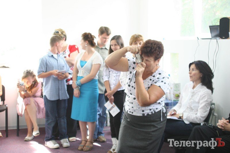 В Кременчуге открылась фотоэкспозиция, подгоготовленная в рамках проекта «Все ще повертаючись до Криму» В Кременчуге открылась фотоэкспозиция, подгоготовленная в рамках проекта «Все ще повертаючись до Криму»