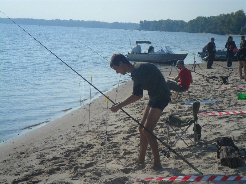 В Кременчуге прошел рыболовный фестиваль "Осенний Днепр 2011" В Кременчуге прошел рыболовный фестиваль "Осенний Днепр 2011"