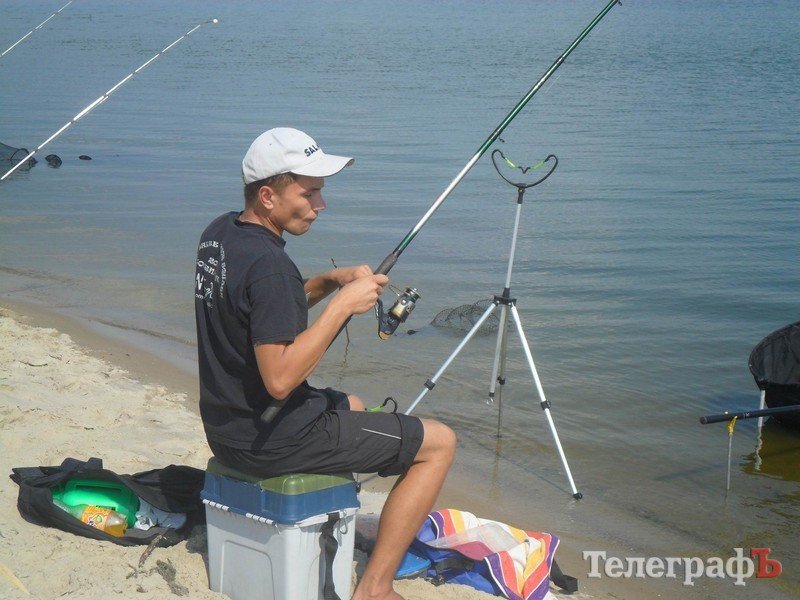 В Кременчуге прошел рыболовный фестиваль "Осенний Днепр 2011" В Кременчуге прошел рыболовный фестиваль "Осенний Днепр 2011"