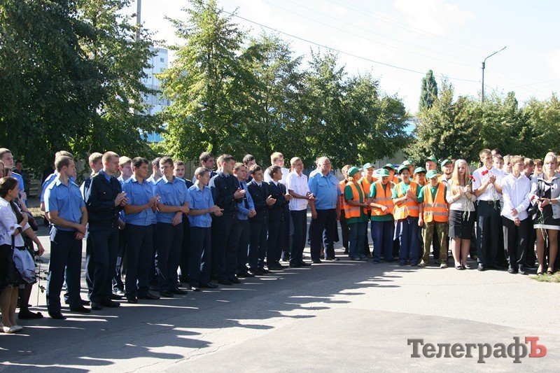 В Кременчуге открыли мемориальную доску экс-начальнику «Зеленстроя» Георгию Епишеву В Кременчуге открыли мемориальную доску экс-начальнику «Зеленстроя» Георгию Епишеву