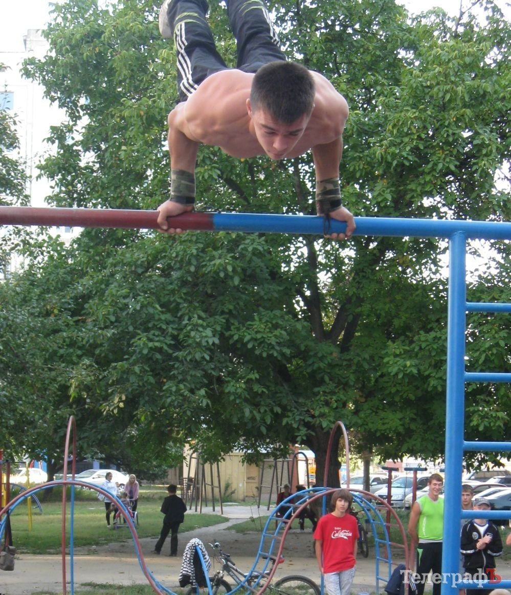 Workout – территория уличного спорта! Workout – территория уличного спорта!