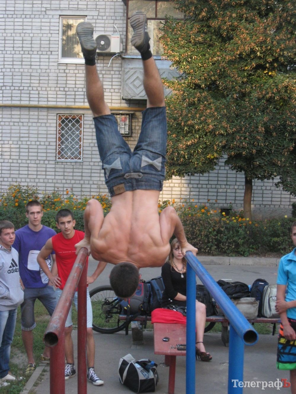 Workout – территория уличного спорта! Workout – территория уличного спорта!