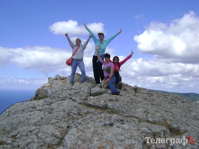 «Телеграф» отпраздновал свой 13-й День рождения в крымском «стоунхендже» «Телеграф» отпраздновал свой 13-й День рождения в крымском «стоунхендже»