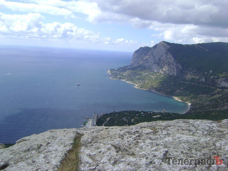 «Телеграф» отпраздновал свой 13-й День рождения в крымском «стоунхендже» «Телеграф» отпраздновал свой 13-й День рождения в крымском «стоунхендже»