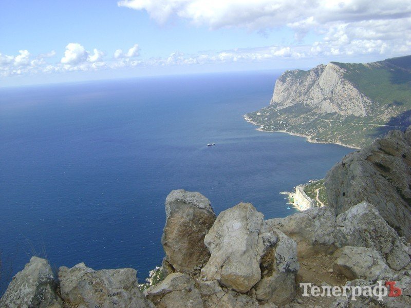 «Телеграф» отпраздновал свой 13-й День рождения в крымском «стоунхендже» «Телеграф» отпраздновал свой 13-й День рождения в крымском «стоунхендже»