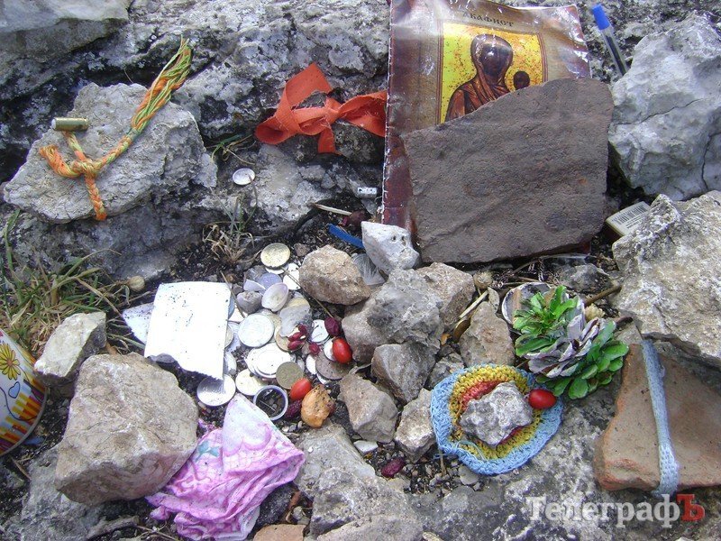 «Телеграф» отпраздновал свой 13-й День рождения в крымском «стоунхендже» «Телеграф» отпраздновал свой 13-й День рождения в крымском «стоунхендже»