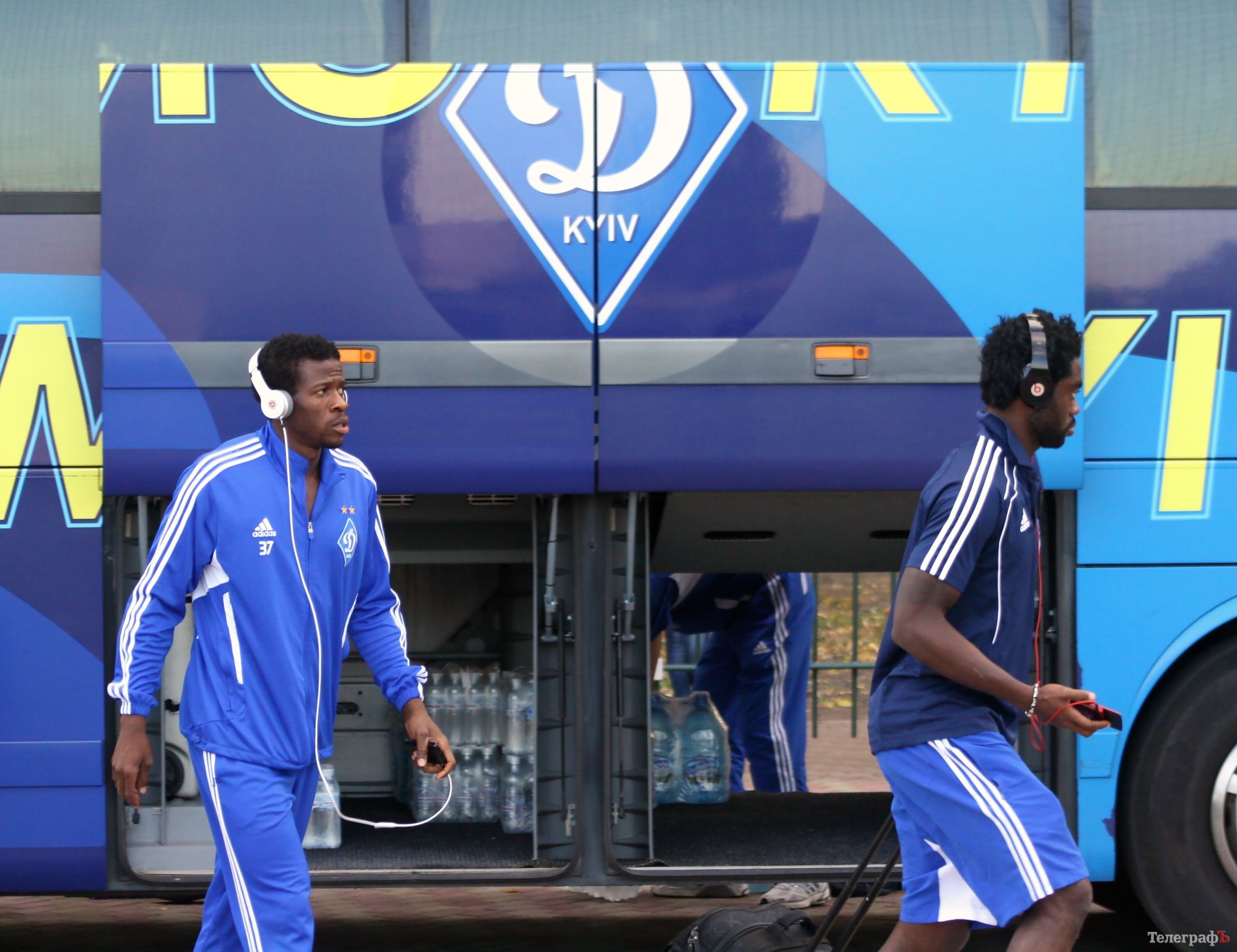 ФУТБОЛ. Кубок Украины. «Динамо» уже в Кременчуге. (Фото, видео). ФУТБОЛ. Кубок Украины. «Динамо» уже в Кременчуге. (Фото, видео).