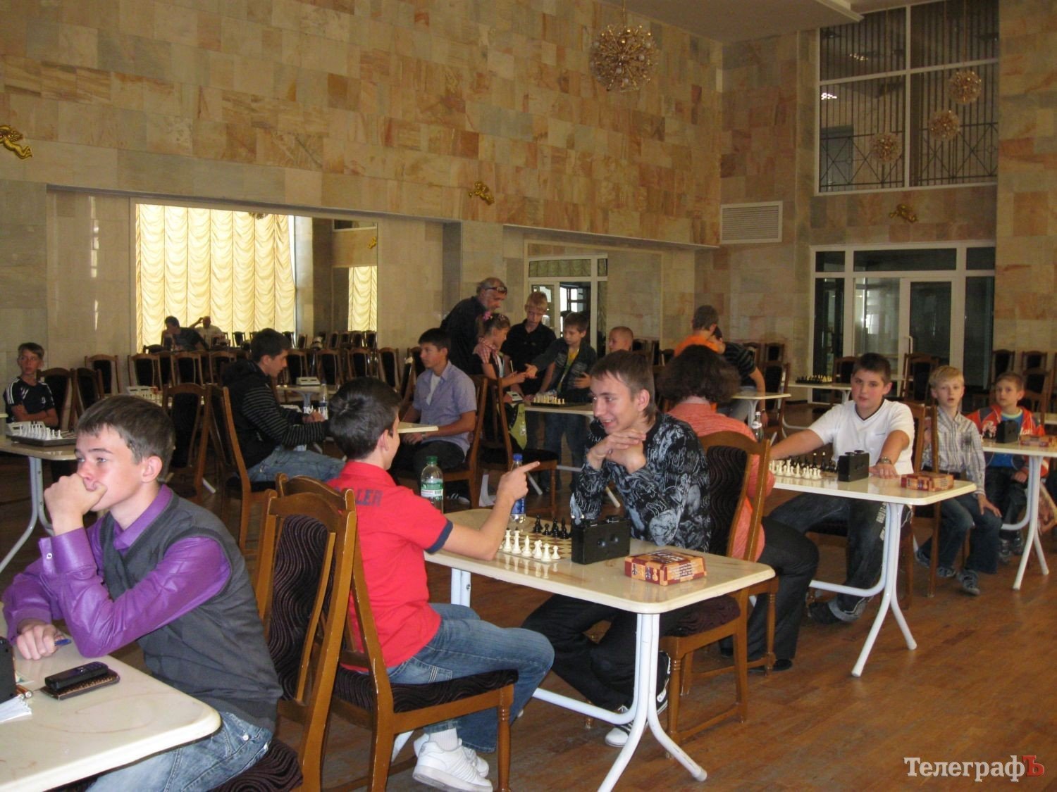 ШАХМАТЫ. В ДК «Нефтехимик» начался чемпионат области по шахматам (дополнено) ШАХМАТЫ. В ДК «Нефтехимик» начался чемпионат области по шахматам (дополнено)
