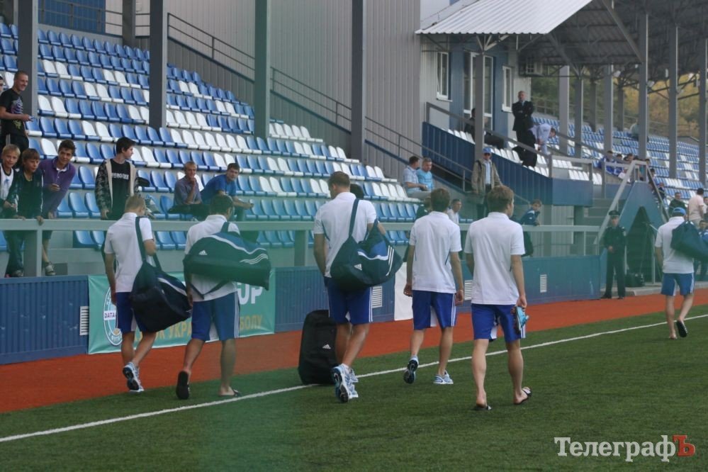 ФУТБОЛ. Кубок Украины. «Динамо» уже в Кременчуге. (Фото, видео). ФУТБОЛ. Кубок Украины. «Динамо» уже в Кременчуге. (Фото, видео).