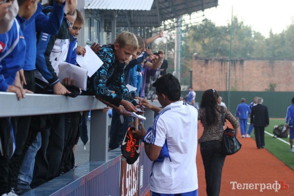 ФУТБОЛ. Кубок Украины. «Динамо» уже в Кременчуге. (Фото, видео). ФУТБОЛ. Кубок Украины. «Динамо» уже в Кременчуге. (Фото, видео).