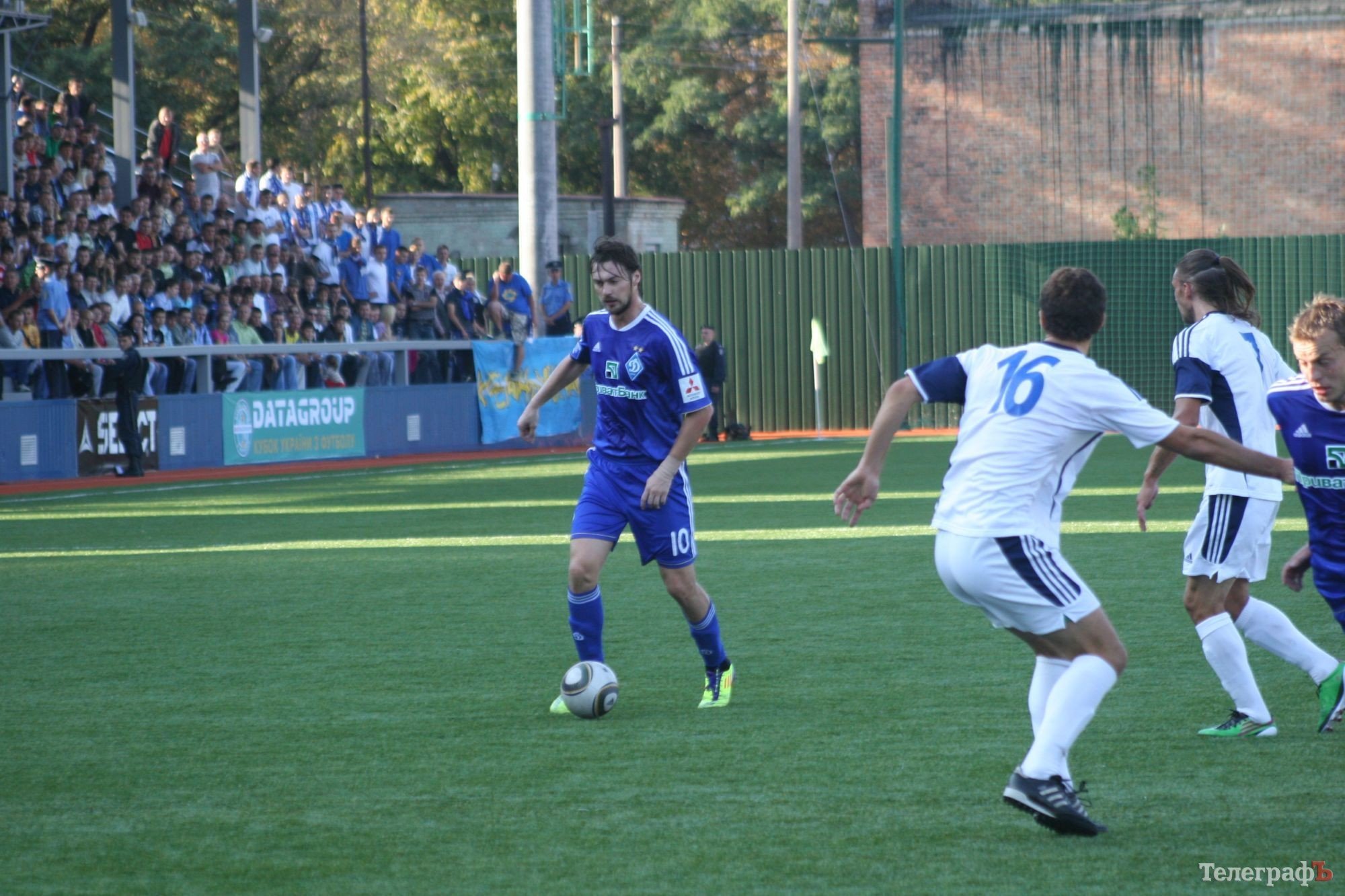 ФУТБОЛ. Кубок Украины. 1/16 финала. «Кремень» потрепал нервы киевскому «Динамо». (ДОПОЛНЕНО ФОТО). ФУТБОЛ. Кубок Украины. 1/16 финала. «Кремень» потрепал нервы киевскому «Динамо». (ДОПОЛНЕНО ФОТО).