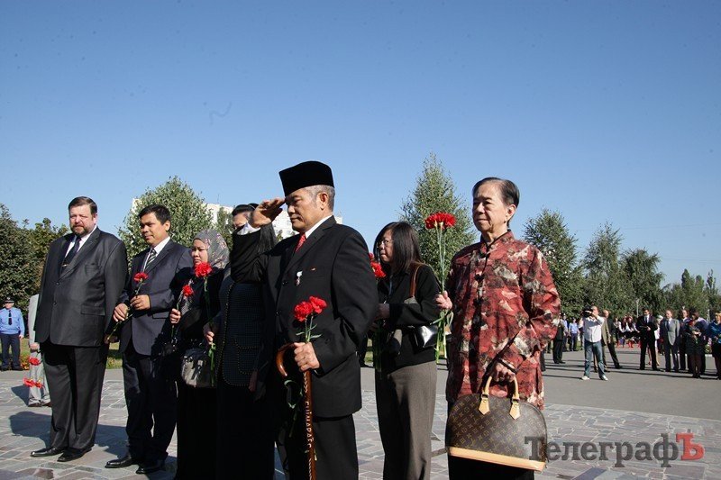 В Кременчуге отпраздновали Всемирный день Мира В Кременчуге отпраздновали Всемирный день Мира