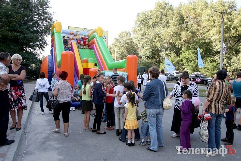В Кременчуге прошел праздник улицы Л. Днепрова (ФОТОРЕПОРТАЖ) В Кременчуге прошел праздник улицы Л. Днепрова (ФОТОРЕПОРТАЖ)