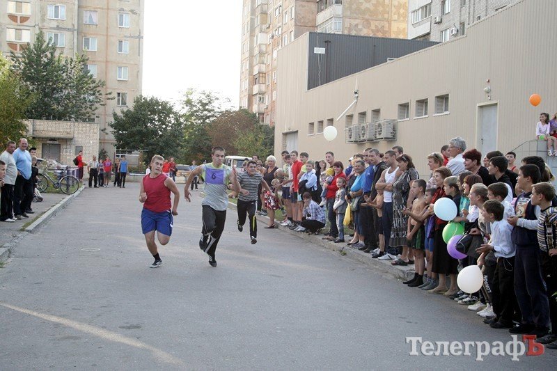 В Кременчуге прошел праздник улицы Л. Днепрова (ФОТОРЕПОРТАЖ) В Кременчуге прошел праздник улицы Л. Днепрова (ФОТОРЕПОРТАЖ)