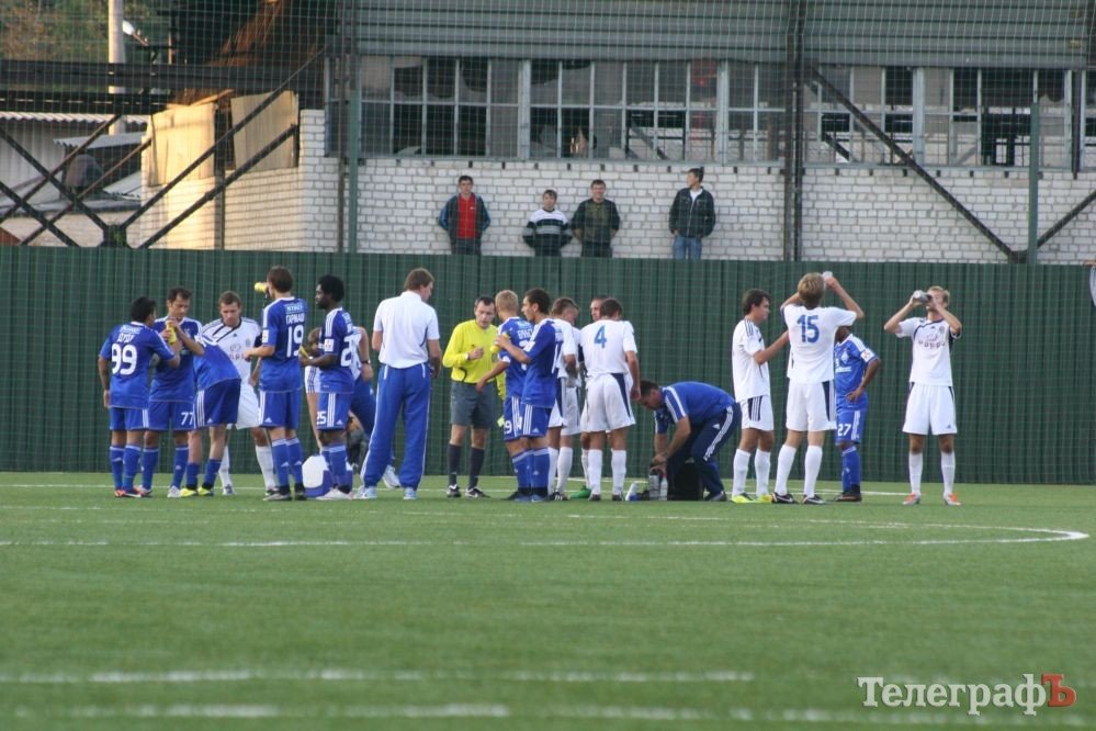 ФУТБОЛ. Кубок Украины. 1/16 финала. «Кремень» потрепал нервы киевскому «Динамо». (ДОПОЛНЕНО ФОТО). ФУТБОЛ. Кубок Украины. 1/16 финала. «Кремень» потрепал нервы киевскому «Динамо». (ДОПОЛНЕНО ФОТО).