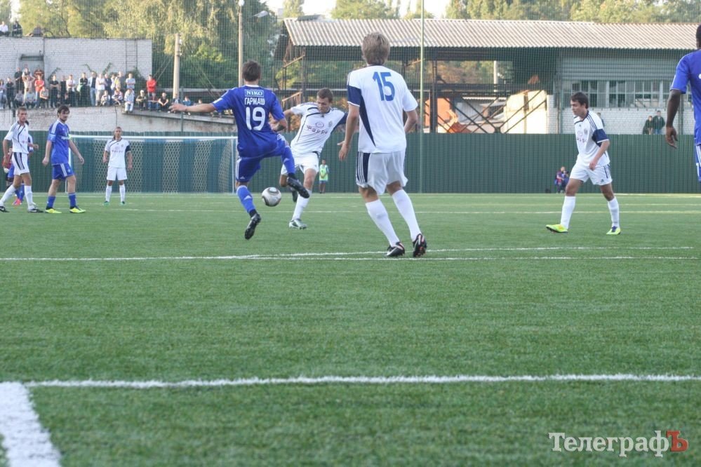 ФУТБОЛ. Кубок Украины. 1/16 финала. «Кремень» потрепал нервы киевскому «Динамо». (ДОПОЛНЕНО ФОТО). ФУТБОЛ. Кубок Украины. 1/16 финала. «Кремень» потрепал нервы киевскому «Динамо». (ДОПОЛНЕНО ФОТО).