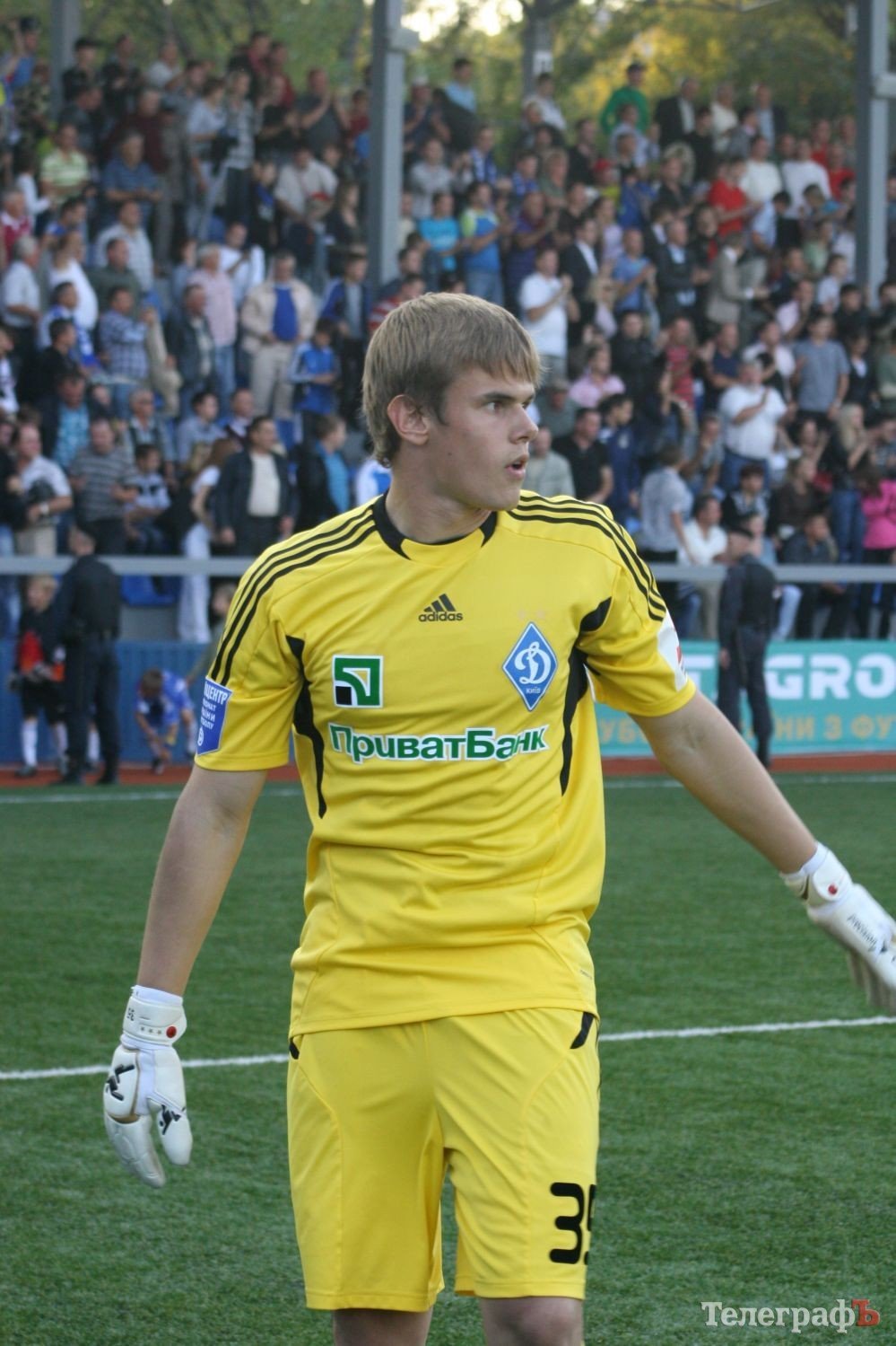 ФУТБОЛ. Кубок Украины. 1/16 финала. «Кремень» потрепал нервы киевскому «Динамо». (ДОПОЛНЕНО ФОТО). ФУТБОЛ. Кубок Украины. 1/16 финала. «Кремень» потрепал нервы киевскому «Динамо». (ДОПОЛНЕНО ФОТО).