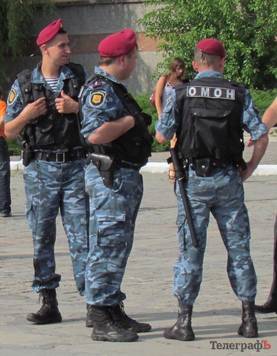 Українцям хочуть заборонити носити камуфляж Українцям хочуть заборонити носити камуфляж