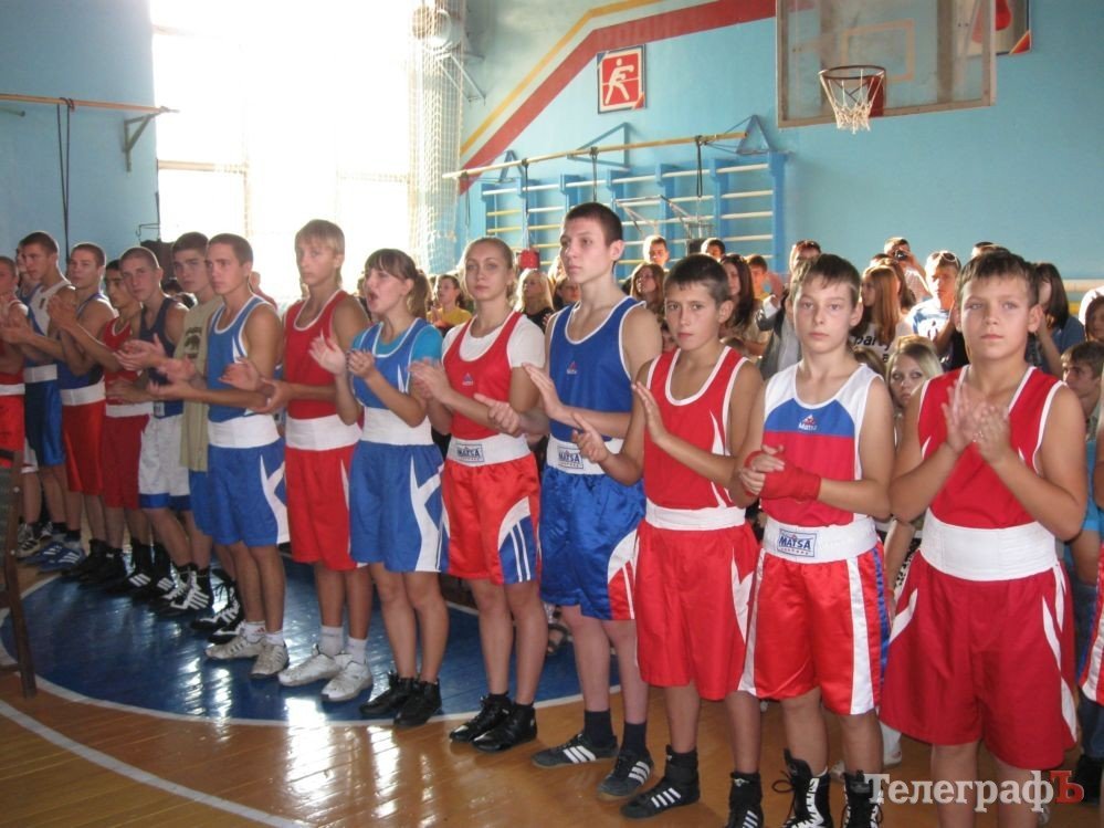 БОКС. Сегодня в кременчугской СДЮШОР стартовал открытый чемпионат Кременчуга по боксу. (ДОПОЛНЕНО). БОКС. Сегодня в кременчугской СДЮШОР стартовал открытый чемпионат Кременчуга по боксу. (ДОПОЛНЕНО).