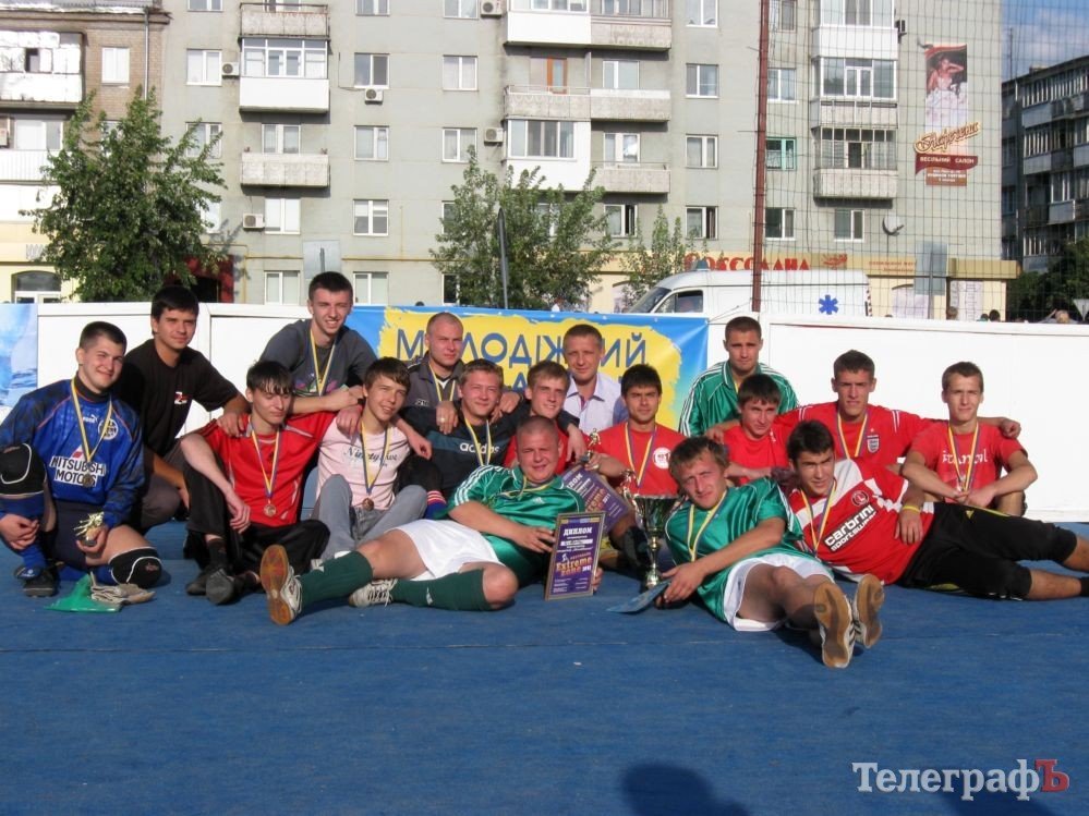 УЛИЧНЫЙ ФУТБОЛ. «Цифротех» сильнее «Железобетона». УЛИЧНЫЙ ФУТБОЛ. «Цифротех» сильнее «Железобетона».