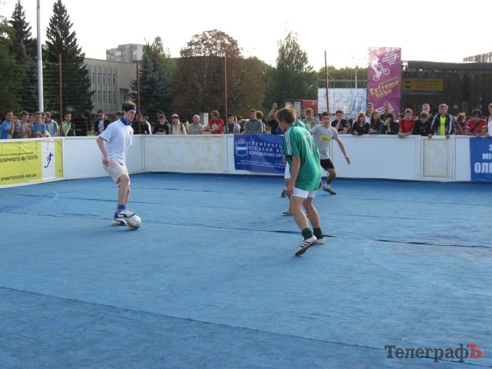 УЛИЧНЫЙ ФУТБОЛ. «Цифротех» сильнее «Железобетона». УЛИЧНЫЙ ФУТБОЛ. «Цифротех» сильнее «Железобетона».