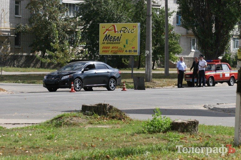 На Молодежном под колеса авто попал пешеход (ФОТО) На Молодежном под колеса авто попал пешеход (ФОТО)