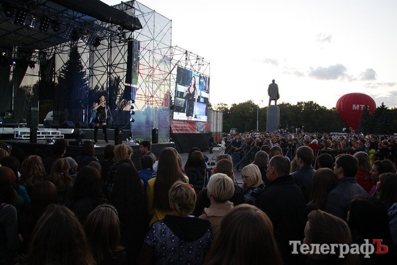 Концерт ко Дню города (ФОТОРЕПОРТАЖ) Концерт ко Дню города (ФОТОРЕПОРТАЖ)