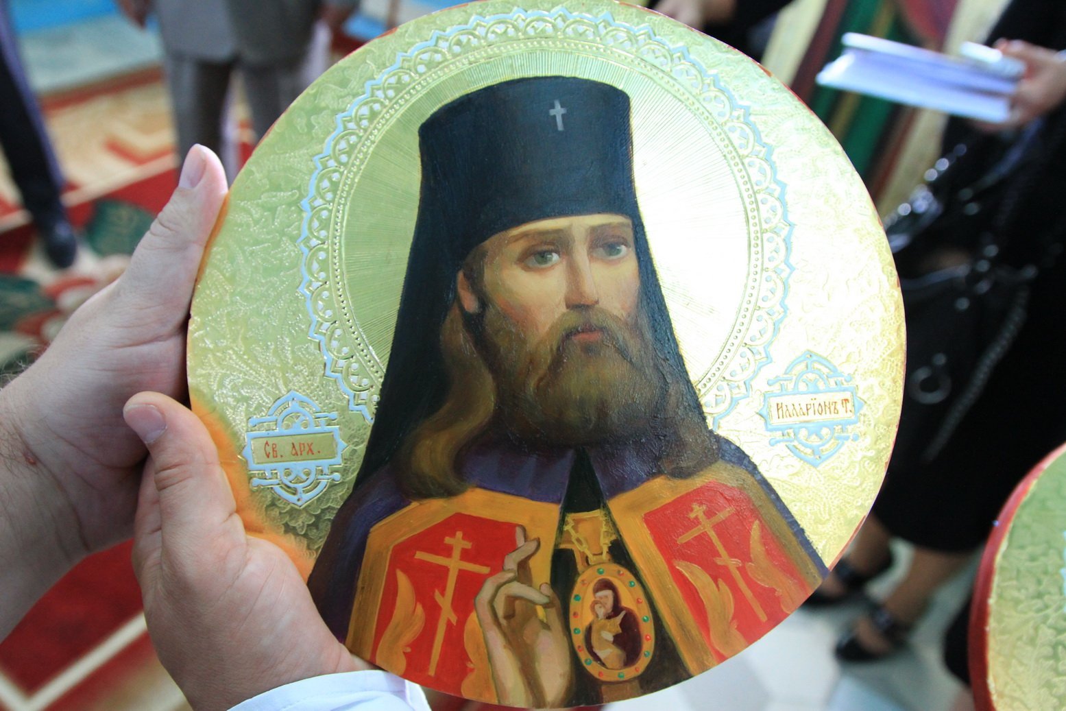 Іконостас храму в Козельщині поповнився образами Іконостас храму в Козельщині поповнився образами