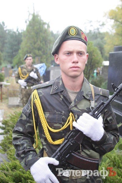 В Кременчуге перезахоронили останки Советских воинов (ФОТО) В Кременчуге перезахоронили останки Советских воинов (ФОТО)