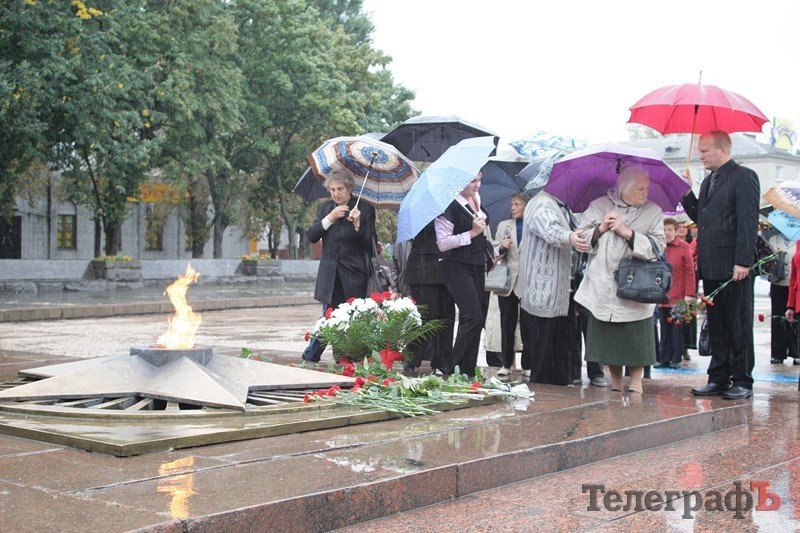 В Кременчуге перезахоронили останки Советских воинов (ФОТО) В Кременчуге перезахоронили останки Советских воинов (ФОТО)